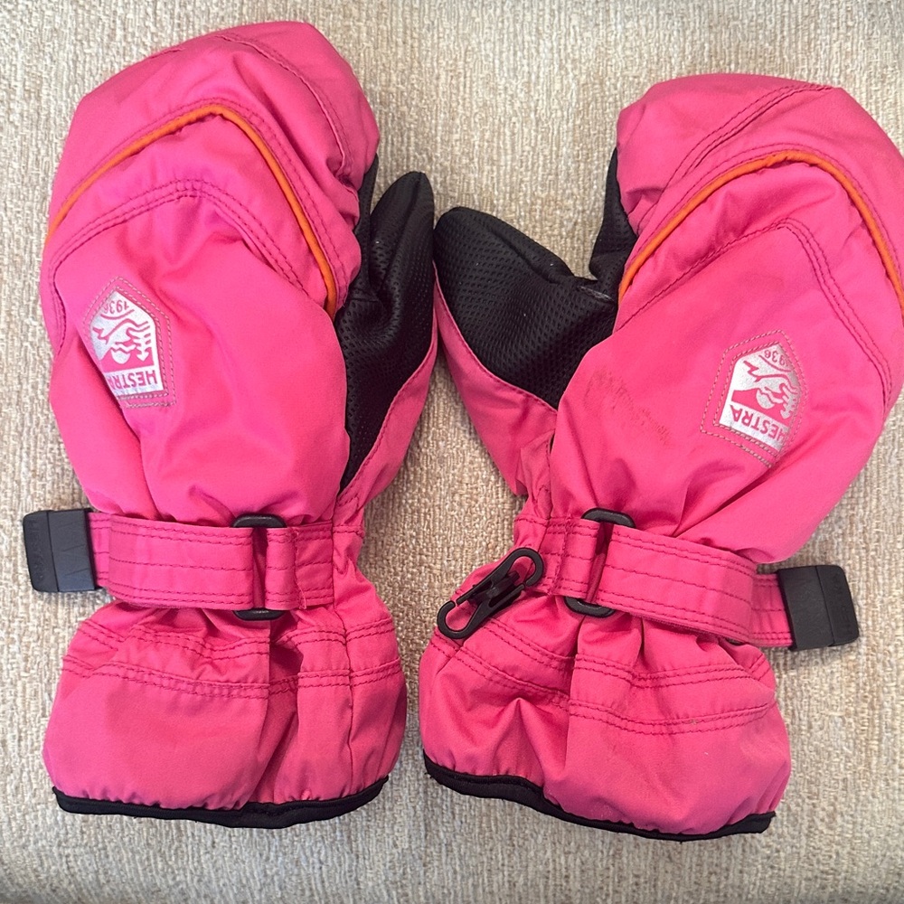Hestra Kids Bright Pink Mittens